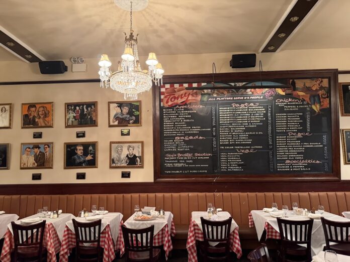 tonys-di-napoli-manhattan
