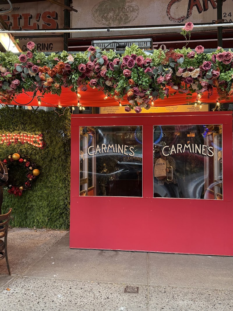 Carmine's - Upper West Side